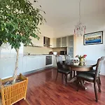 Star Blazev Apartment *