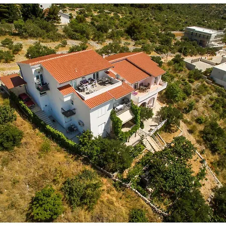 Daire Star Blazev Primošten