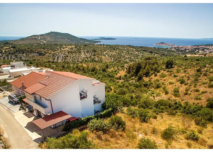 Star Blazev Apartamento Primošten