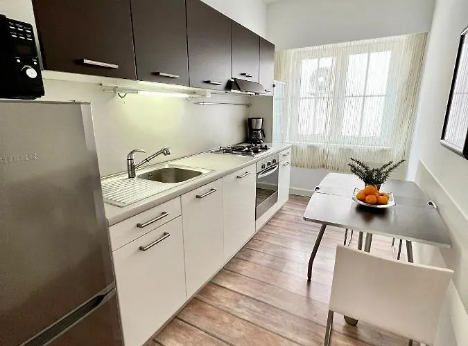 Star Blazev Apartamento *